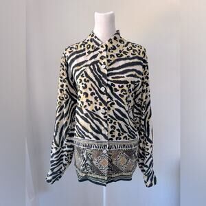 Vintage ‘90s Fuda 100% Silk Safari Print Relaxed Fit Button Down Collared Blouse